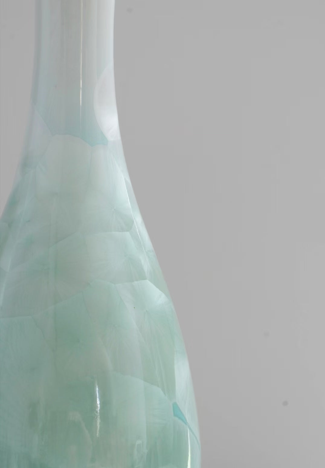 M025Chinese art vase/Ceramics are the art of fire and earth
