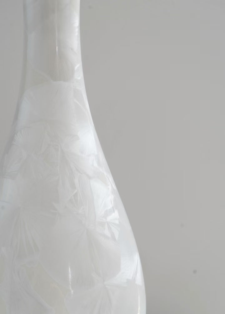 M025Chinese art vase/Ceramics are the art of fire and earth